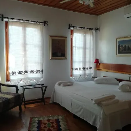 Konukevi Martı Boutique Ayvalı