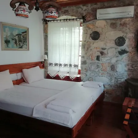 Konukevi Martı Boutique Ayvalı