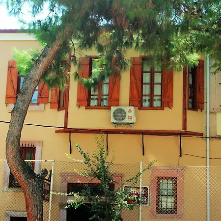 Konukevi Martı Boutique Ayvalı