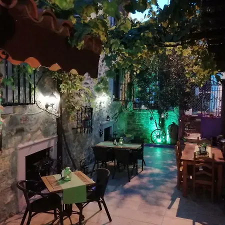 Martı Boutique