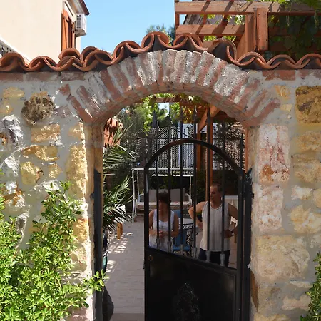 Kispet Marti Boutique Ayvalı